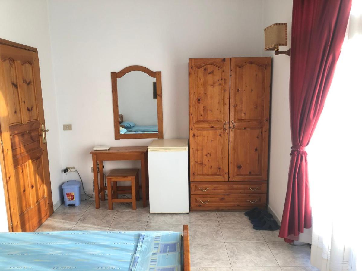 Villa Pepeto Durres Albania ภายนอก รูปภาพ