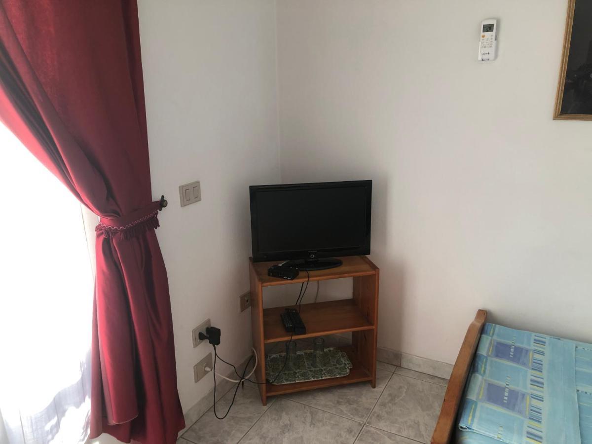 Villa Pepeto Durres Albania ภายนอก รูปภาพ
