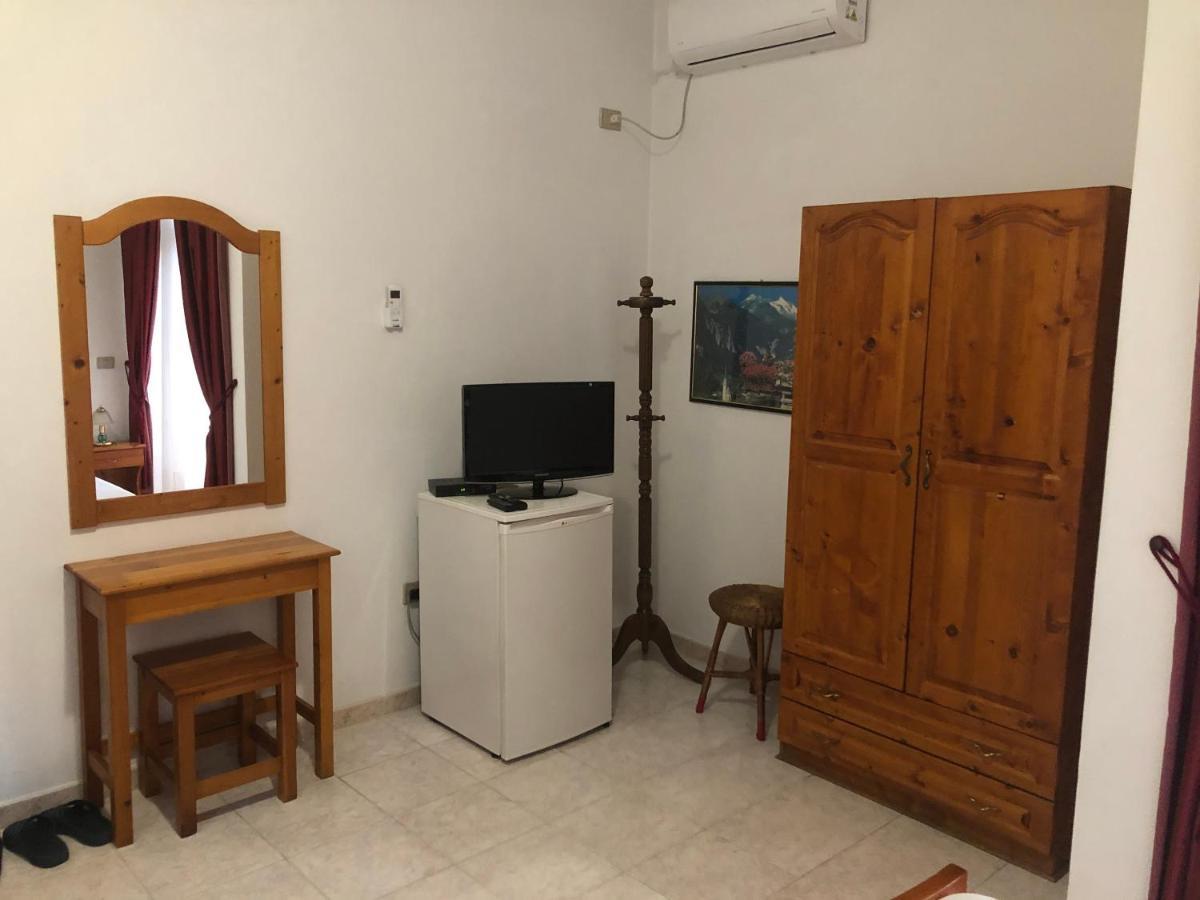 Villa Pepeto Durres Albania ภายนอก รูปภาพ