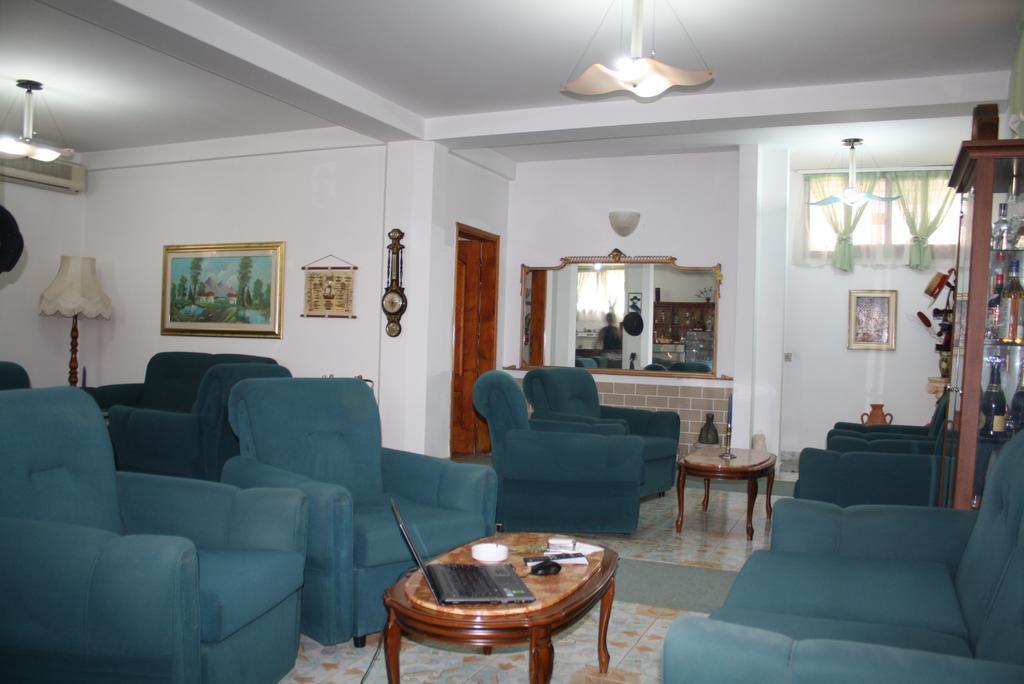 Villa Pepeto Durres Albania ภายนอก รูปภาพ