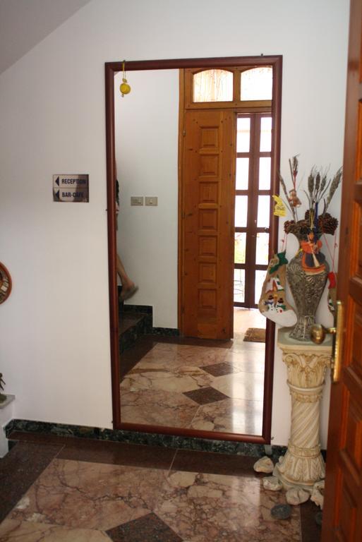Villa Pepeto Durres Albania ภายนอก รูปภาพ